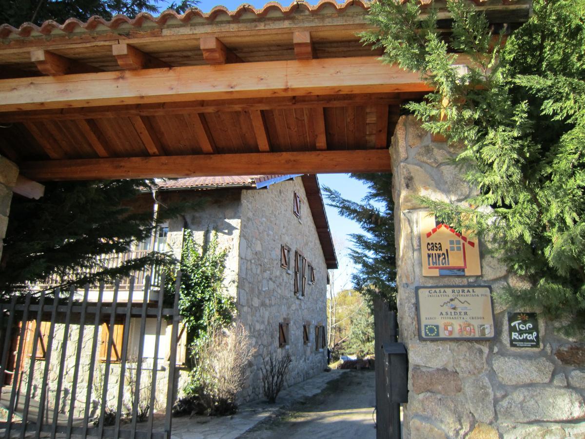 La Casona De Collado Guest House Hoyos del Collado ภายนอก รูปภาพ